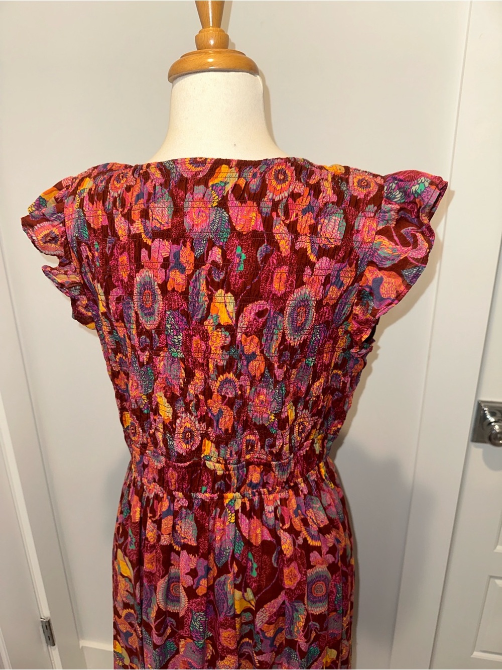 Anthropologie The Peregrine Smocked Floral V-Neck Ruffle Dress Wine Floral - Picture 9 of 13